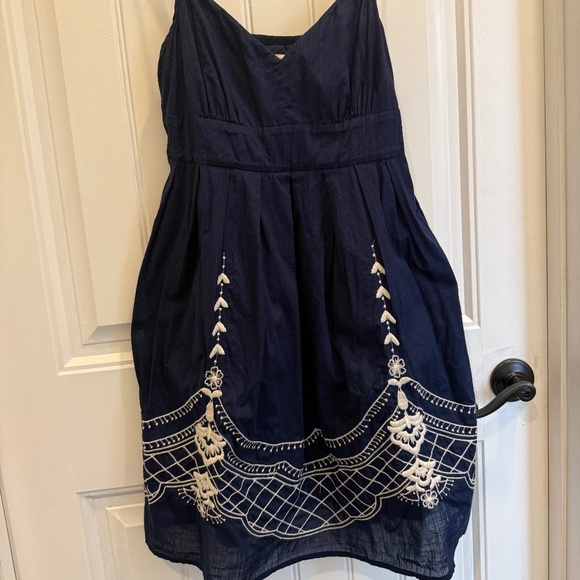 Navy/ white embroidered Quicksilver dress - Picture 1 of 6